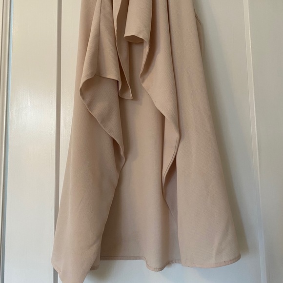 Light, flowy, Mendocino layered vest - Picture 2 of 3